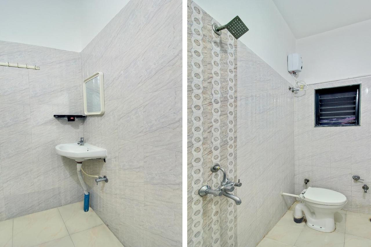 Oyo Flagship 48365 Hotel Shiva'S Castle Chalisgaon Room photo